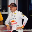 Max Verstappen critica duramente a la FIA: "O corremos en mojado o esperamos a que se seque"