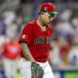 Julio Urías tiene la intención de continuar su carrera, aseguró su agente