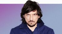 León Larregui es vetado de Air France por quejumbroso y violento