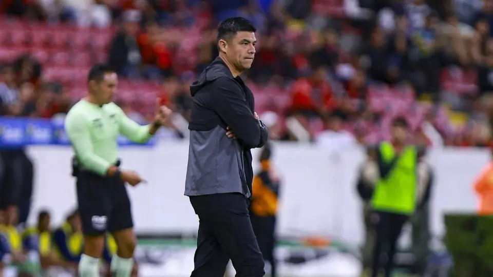 ¿Se va? Gonzalo Pineda deja su futuro al frente de Atlas en el aire