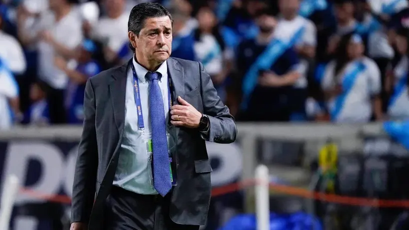 Luis Fernando Tena recuerda a Javier Aguirre y Miguel Herrera tras avanzar en Copa Oro