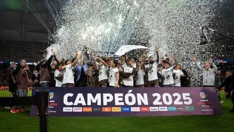 Platense campeón por primera vez: Así fue el festejo histórico con su gente en Saavedra