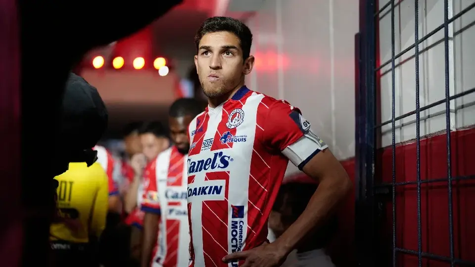 ¿Le ganaron a Rayados? América a detalles de fichar a Juan Sanabria de San Luis