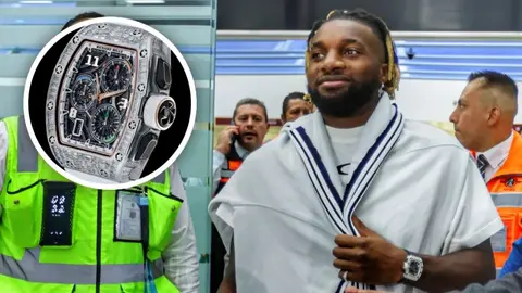Allan Saint-Maximin llega a México y presume reloj de casi 9 millones de pesos