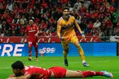 ¡Atropellan al campeón! Tigres golea a domicilio a Toluca