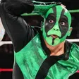 Mr. Iguana y Psycho Clown debutan en WWE SmackDown y son aclamados