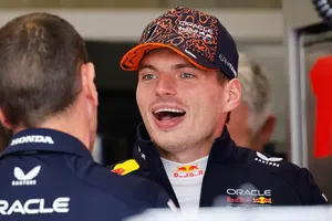 "Si conseguimos un coche más rápido, él se queda": Laurent Mekies sobre Max Verstappen