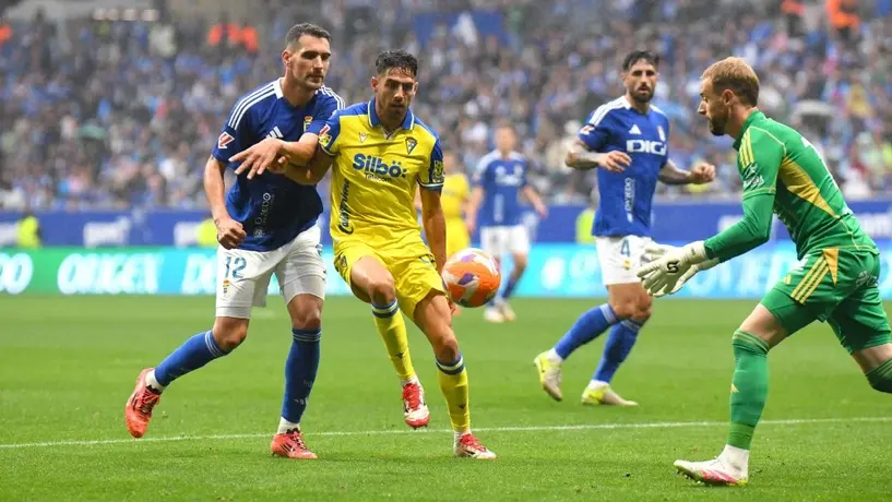 Con Paunovic, Real Oviedo cumple ante Cádiz pero no logra el ascenso directo