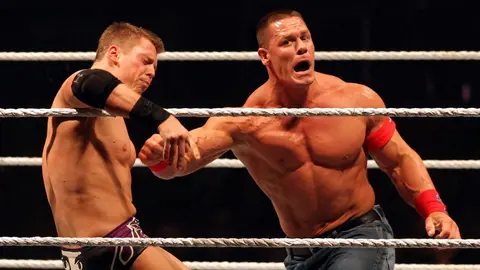 WWE: ¿Cómo fue la última vez que RAW visitó la Ciudad de México?