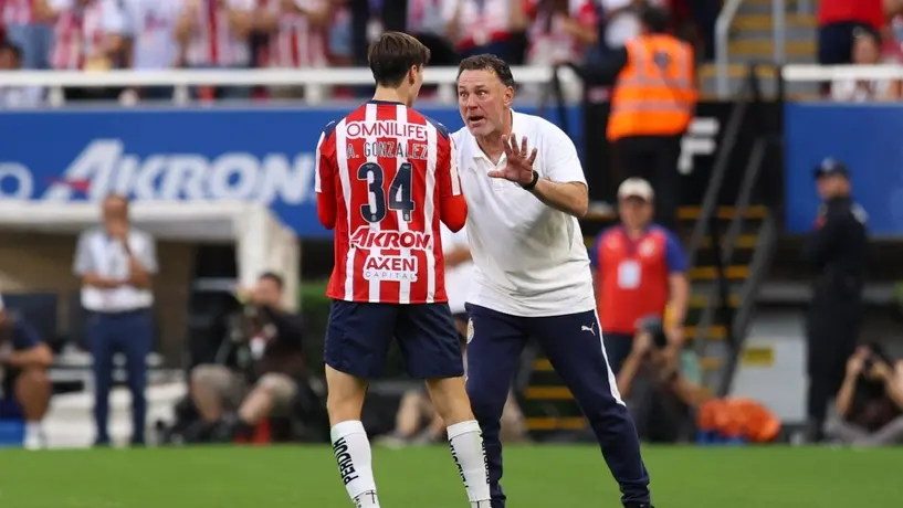 Gabriel Milito respalda a 'Hormiga' González y mantiene la confianza en su reencuentro con el gol