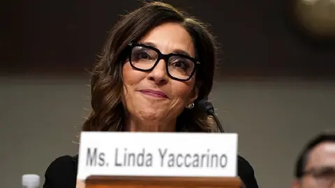¿Por qué Linda Yaccarino dejó X (Twitter) tras críticas a Grok por sus mensajes de odio?