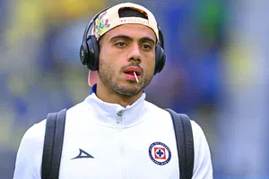 ¡Humo! Sin ofertas por parte del futbol griego por Giorgos Giakoumakis