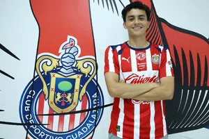 Richard Ledezma en su presentación con Chivas: ‘Siempre quise portar esta playera’