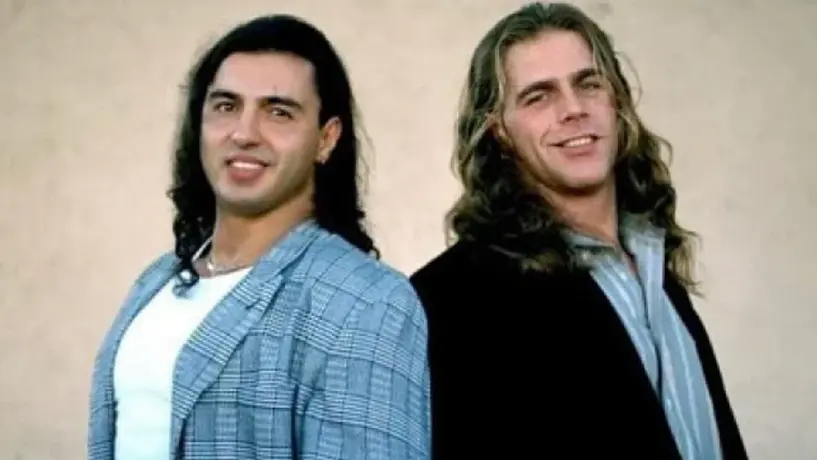 ¿Cómo en los viejos tiempos? Latin Lover y Shawn Michaels recrean foto juntos 28 años después