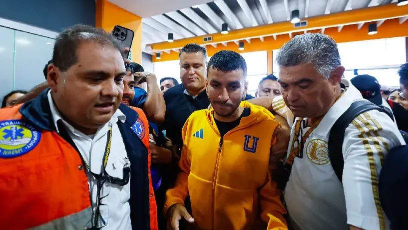Prensa regiomontana critica el fichaje de Ángel Correa y a los argentinos: "son trepadores"