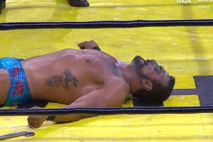 Alberto El Patrón es despedido de AAA tras perder lucha ante El Mesías