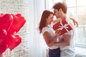 ¿Por qué se celebra el Día de la Novia el 1 de agosto y cuál es su origen?