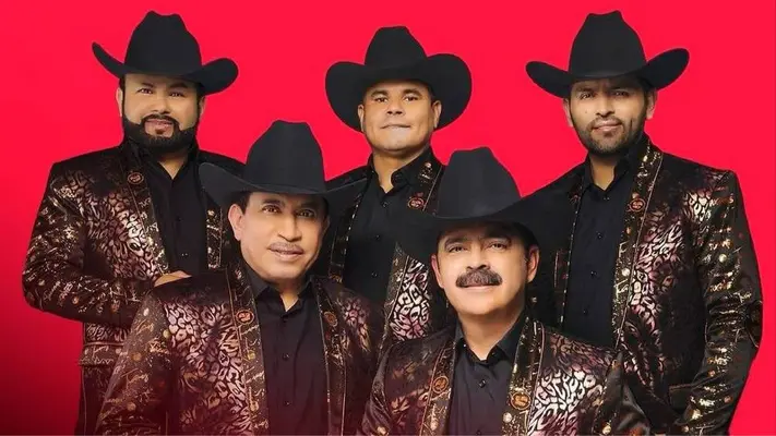 Multan a Los Tucanes de Tijuana por interpretar narcocorridos en Chihuahua