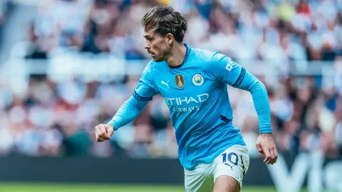 Pep Guardiola niega que la exclusión a Jack Grealish es por comportamiento