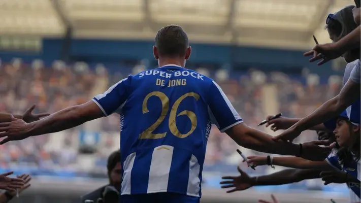 No lo creerás ¿Cómo ocultó el Porto el fichaje de Luuk de Jong?