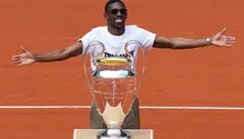 ¡La orejona desfila por Francia! Dembelé llevó el trofeo de Champions League a Roland Garros