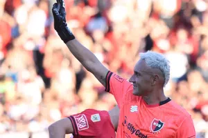 Tunden a Keylor Navas tras inminente llegada a Pumas: ‘Que se vaya, la decepción es enorme’