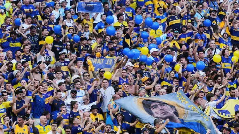 ¡Lamentable! Conato de bronca tras término del partido de Boca