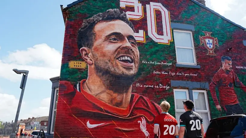 Van Dijk recuerda a Diogo Jota tras primer juego en Anfield: "Es extraño seguir jugando al futbol"