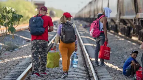 Aumento del salario mínimo y nacionalidad a hijos de migrantes en esta ciudad de EE.UU.