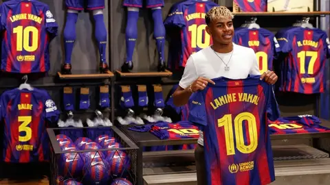 Joan Laporta 'presiona" a Lamine Yamal con Barcelona: "Puede ser el nuevo Messi"