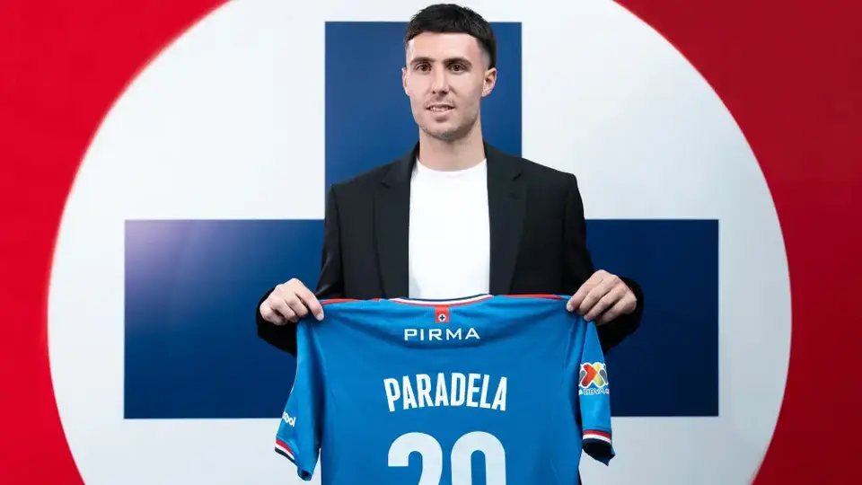 José Paradela sobre decisión de llegar a Cruz Azul: "un club con una dimensión inmensa"