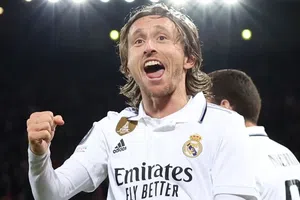 Narradores de FC Barcelona se burlan de Luka Modric durante transmisión