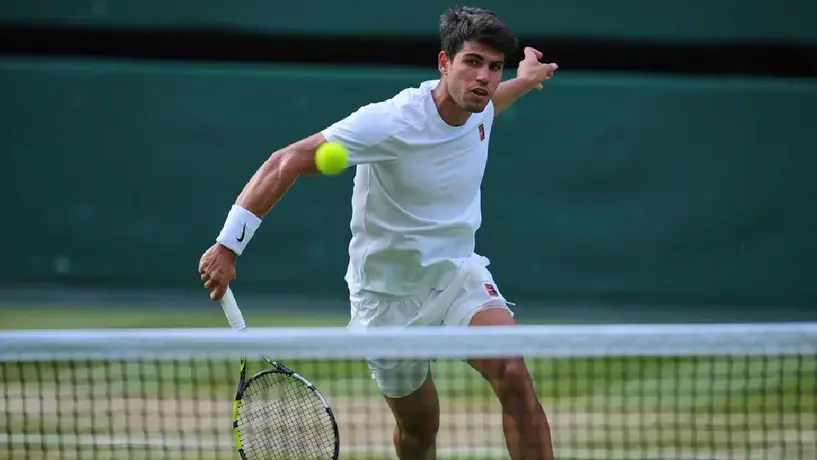 Carlos Alcaraz se retira del Masters de Toronto