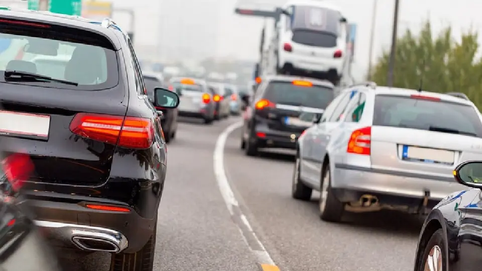 ¿Multa por sacar tu auto? Consulta el Hoy No Circula del miércoles 4 de junio