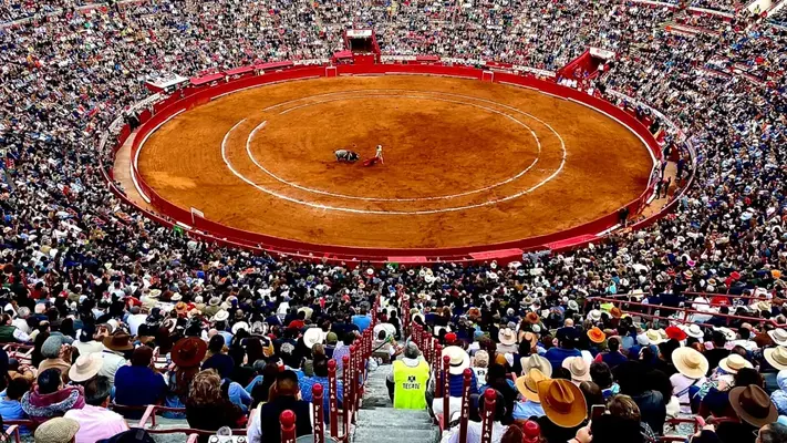 Plaza México suspende corridas de toros; ve "inviable" realizar espectáculo sin violencia