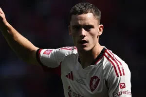 Fichajes 2025: Los nombres que rompieron la banca y que puedes seguir en TikTok