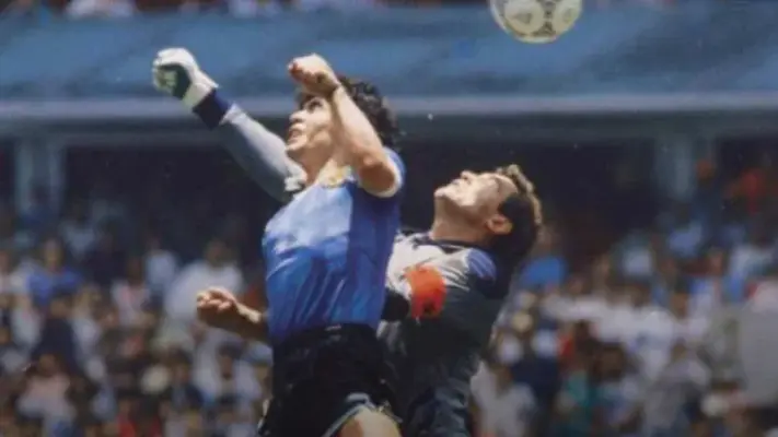 Anuncian subasta del jersey que usó Peter Shilton ante Maradona en el partido de ‘La Mano de Dios’