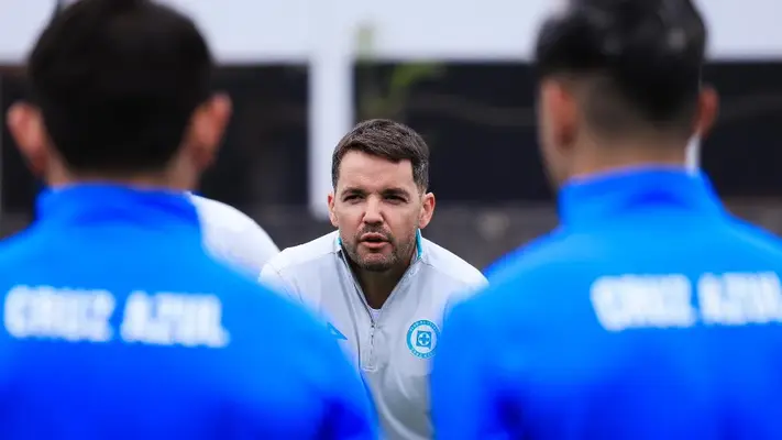 ¡Sin timonel en Copa Morelos! Nicolás Larcamón posterga su debut con Cruz Azul