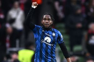 ¡Se quiere ir! Lookman pide salir del Atalanta tras "promesas incumplidas"