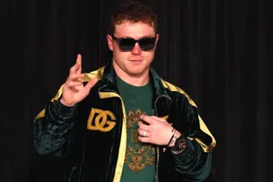 ‘Canelo’ Álvarez deslumbra con un exclusivo Richard Mille en su torneo de golf