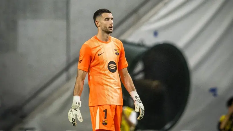 Joan García debuta con Barcelona en victoria sobre Vissel Kobe en comienzo de la pretemporada