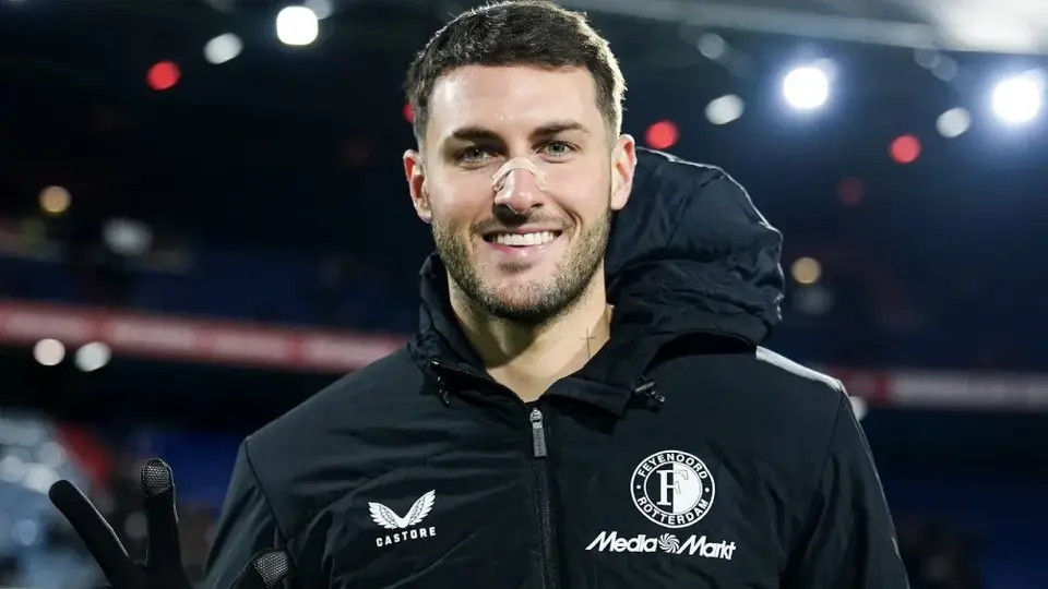 Santiago Giménez se despedirá oficialmente de Feyenoord en duelo amistoso