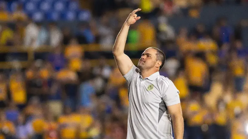 André Jardine defiende su gesto tras victoria ante Tigres: 'fue para nuestra afición'