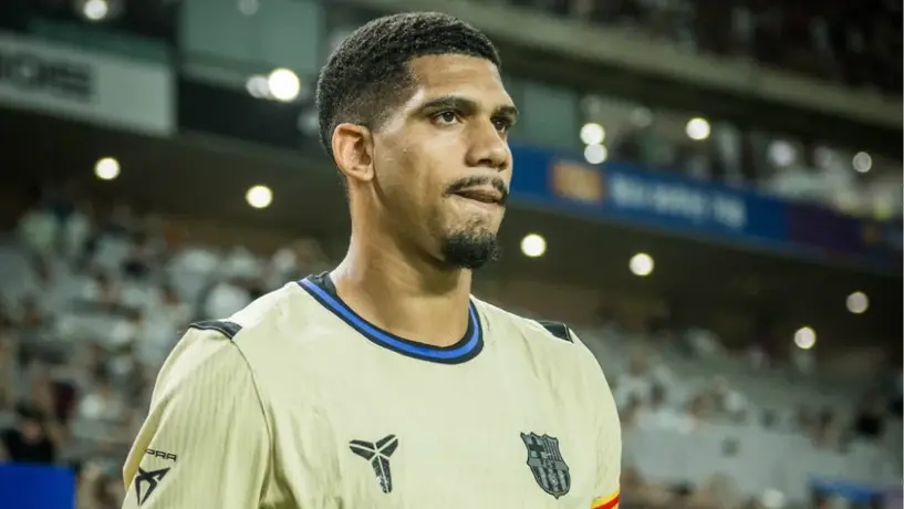 Ronald Araujo motivado por otro año en Barcelona: “Soy feliz aquí, no han visto mi mejor versión”