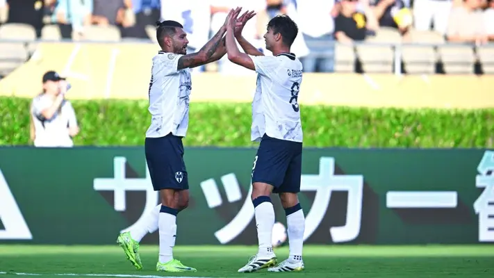 ¿Quién es favorito para ganar el Dortmund vs Rayados según las casas de apuestas?