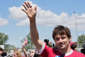 Charles Leclerc vuelve a dominar el circuito de Montecarlo en la PL2; Piastri y Hamilton completaron el podio