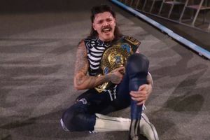 Dominik Mysterio vence a AJ Styles y retiene el Campeonato Intercontinental de WWE