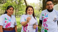 Clara Brugada presenta las medallas y playeras del Maratón que honra a Tenochtitlan