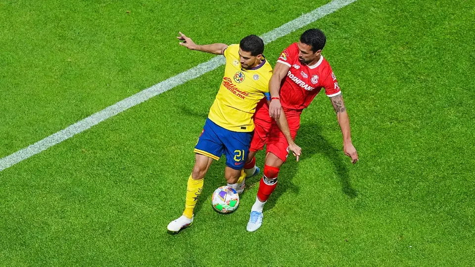 Henry Martín sale lesionado en el Toluca vs América