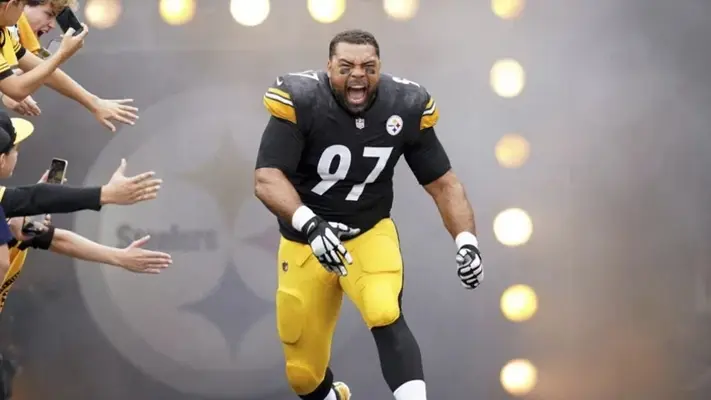 Cameron Heyward dispuesto a perderse la temporada en búsqueda de un aumento salarial